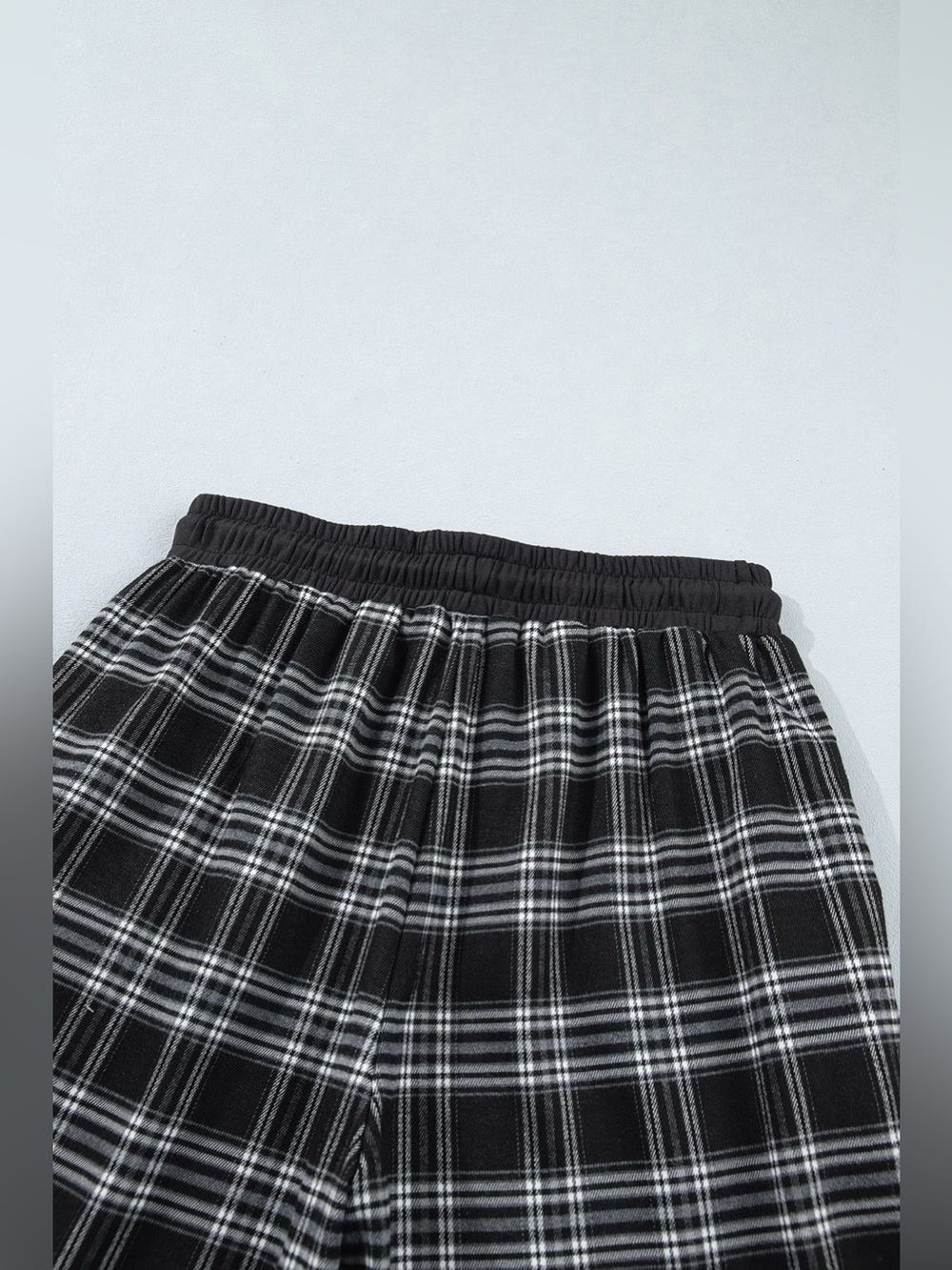 Plaid Wide-Leg Drawstring Pants - Picture 15 of 16